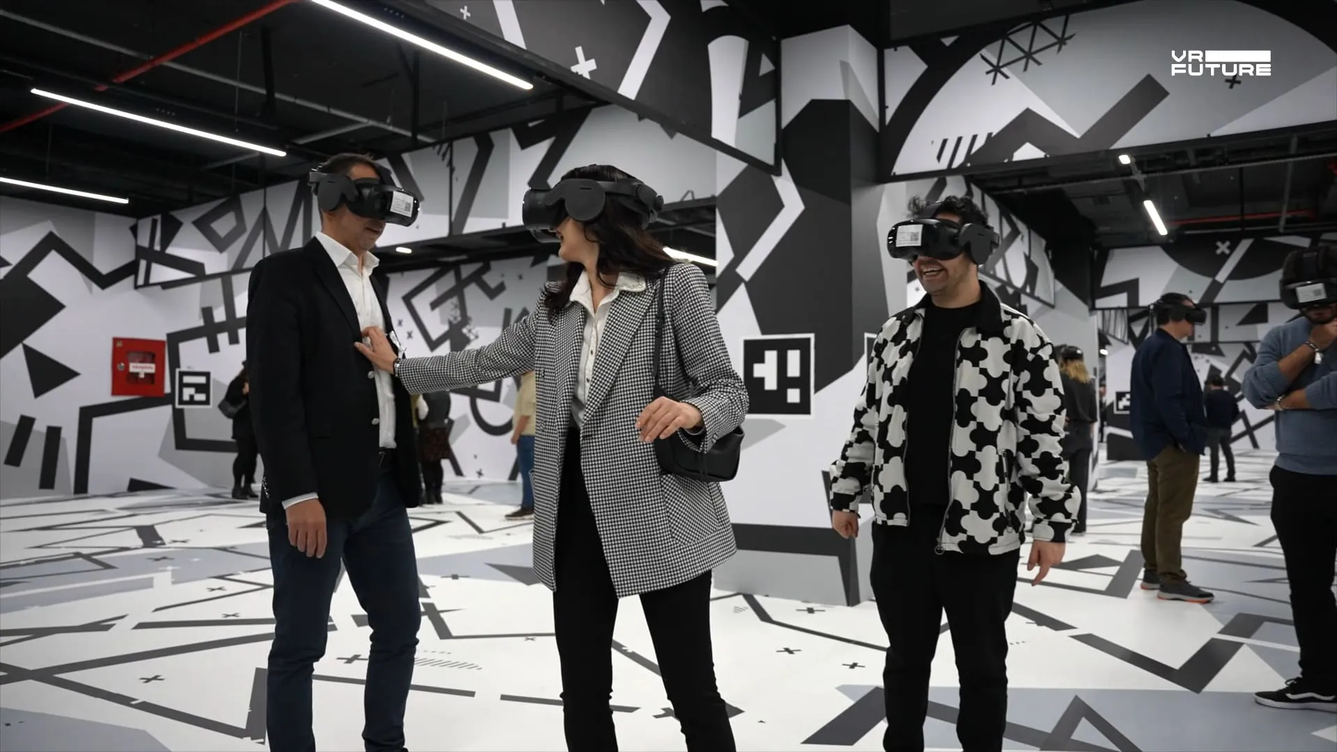 People experiencing VR with Excurio technology